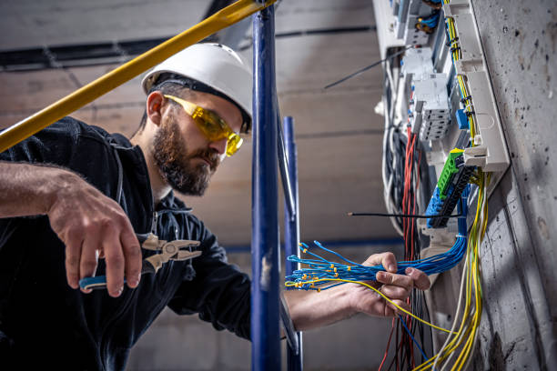  Oakland, OK Electrician Pros